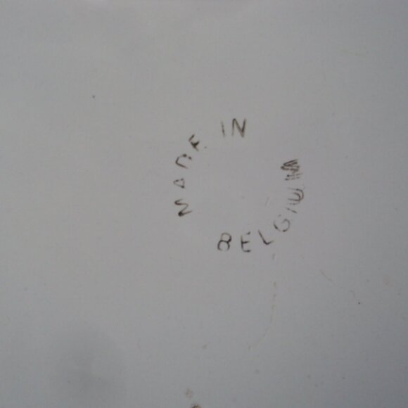 vintage cast iron casserole~ Belgium ~large size - Picture 6 of 8